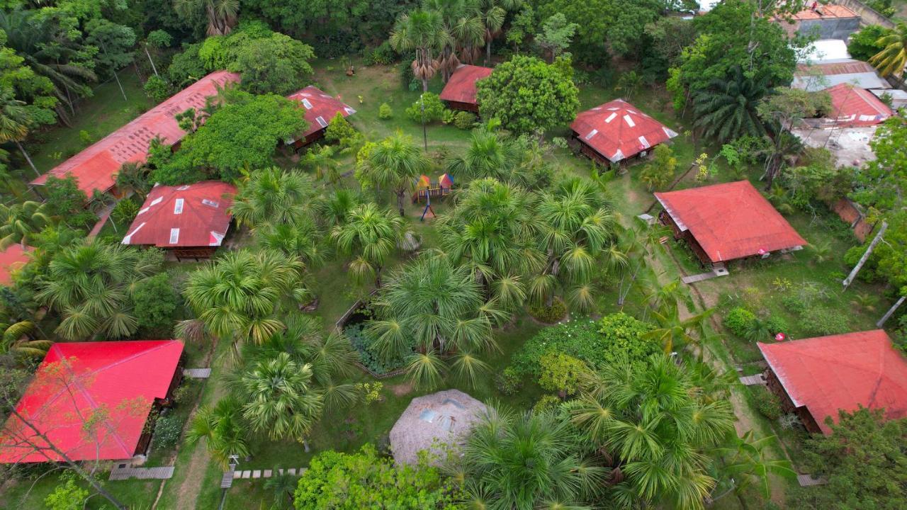 Manish Hotel Ecologico Pucallpa Buitenkant foto